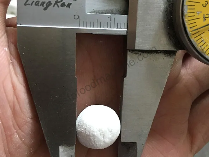 حبات التابيوكا بقطر 14 ملم