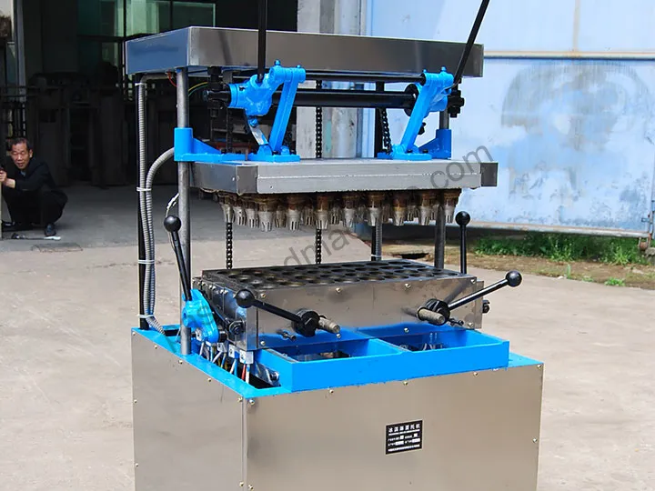 32 heads ice cream cone maker machine