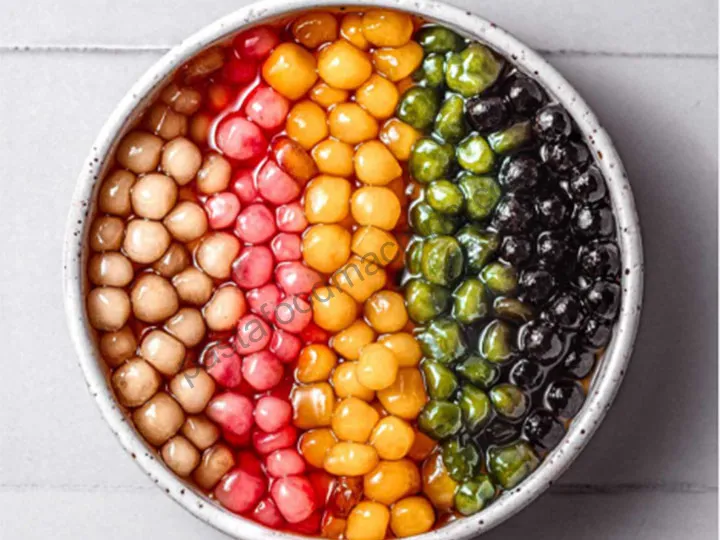 لآلئ ملونة أو منكهة