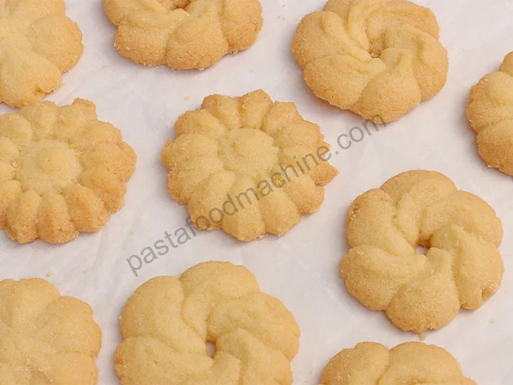 Freshly Baked Butter Cookies