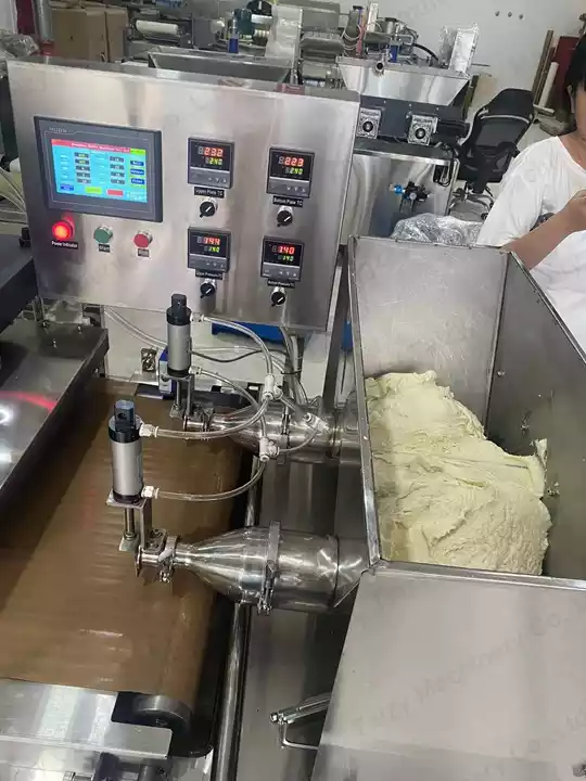 working tortilla making machine