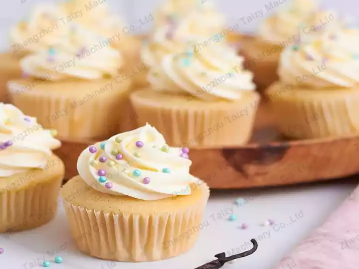 Cream Cupcakes