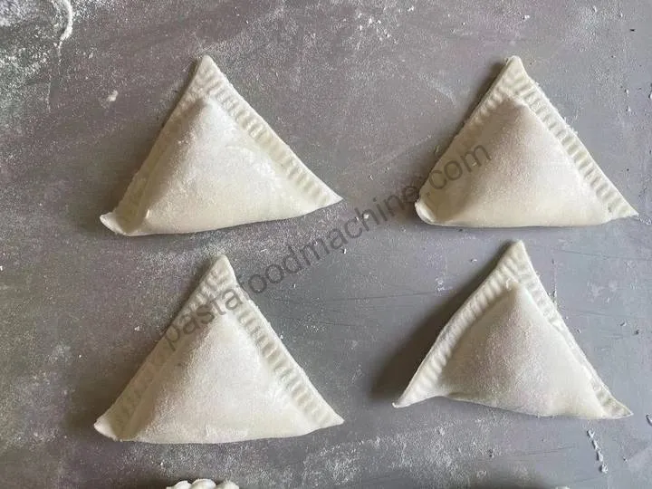 Automatic Dumpling Making Machine Finished Dumplings
