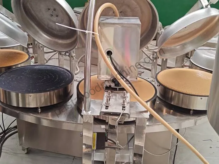 Automatic injera making machine in action